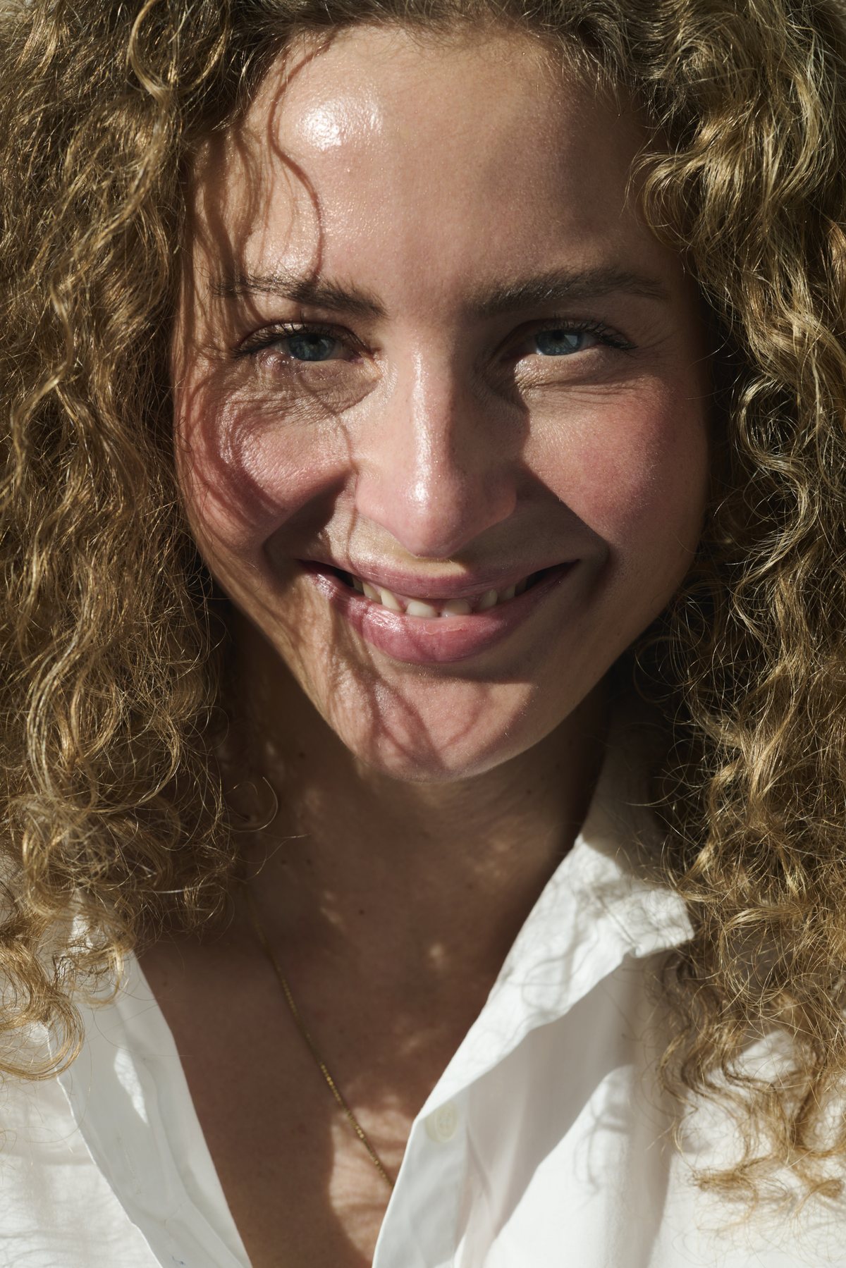 Leonie Voglmaier lacht